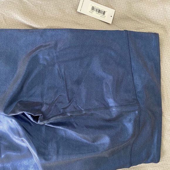 Heroine Sport Marvel Leggings - Picture 2 of 8